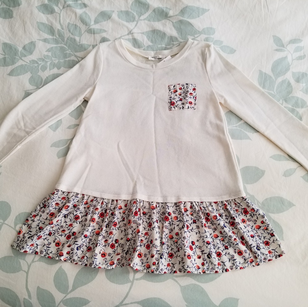 Million Bullpup Flower Flutter Sweater